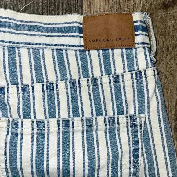 American eagle Jean stripped shorts size 2 - Picture 7 of 7